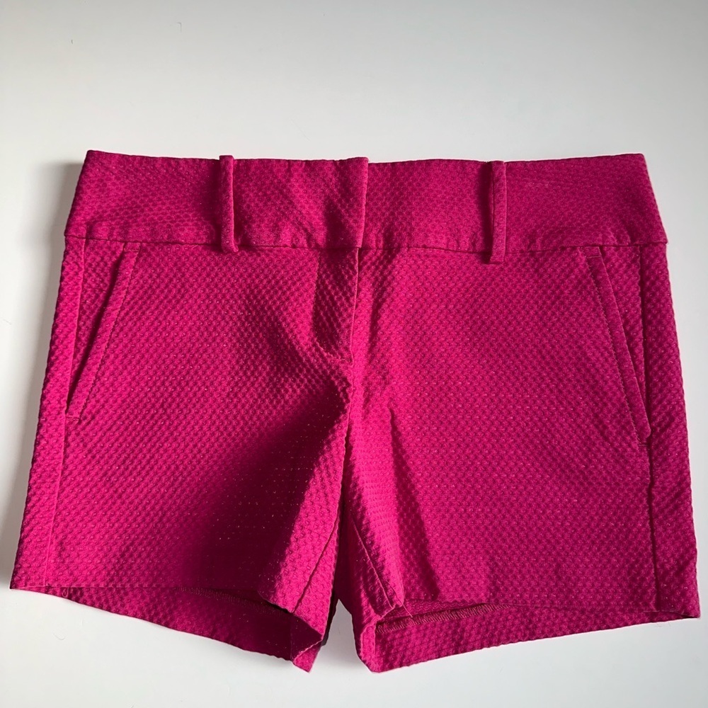Ann Taylor Women’s Shorts Size 4P Petite Modern Hot Pink 81% Cotton Blend